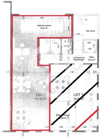 Bureaux à louer - 111.0 m2 - 07 - Ardeche