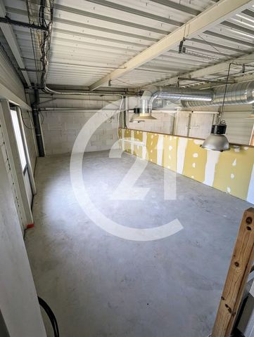 Local commercial à louer - 160.0 m2 - 26 - Drome