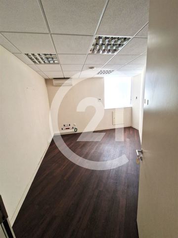 Agrandir la photo Murs à vendre à vendre - 188.0 m2 - 26 - Drome