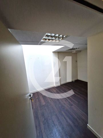 Agrandir la photo Murs à vendre à vendre - 188.0 m2 - 26 - Drome