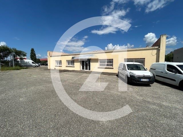 Local commercial à louer - 125.0 m2 - 26 - Drome