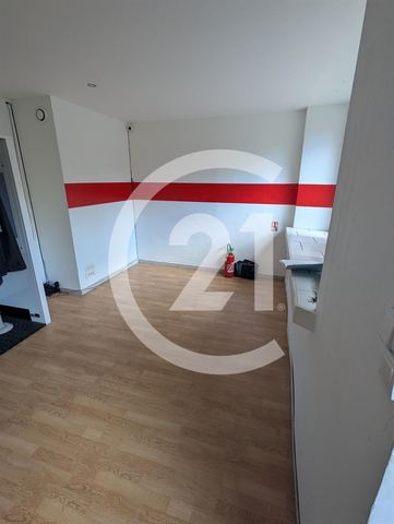 Local commercial à louer - 40.0 m2 - 26 - Drome