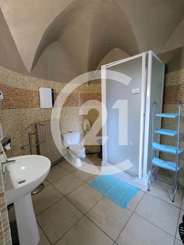 Hôtel à vendre - 350.0 m2 - 07 - Ardeche