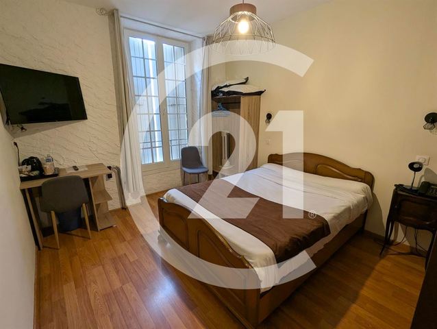 Hôtel à vendre - 350.0 m2 - 07 - Ardeche