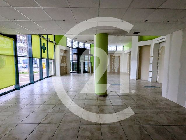 Local commercial à louer - 260.0 m2 - 26 - Drome
