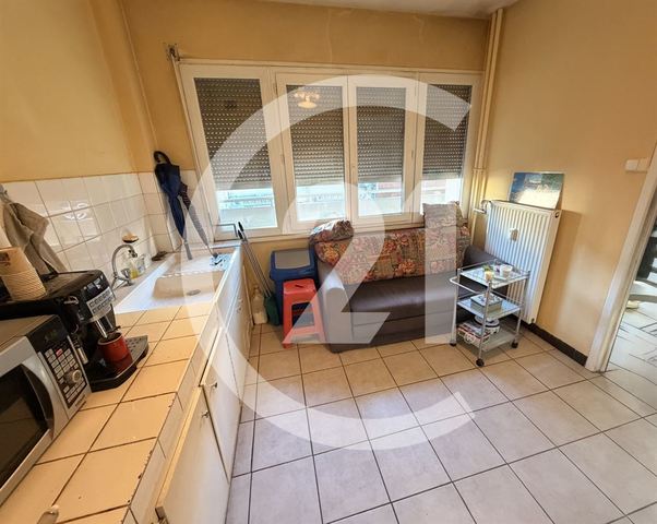 Bureaux à louer - 46.0 m2 - 26 - Drome