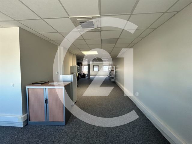 Bureaux à louer - 110.0 m2 - 07 - Ardeche
