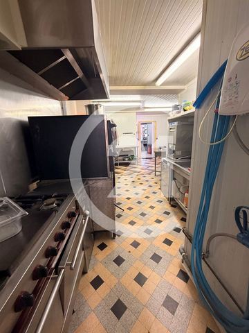 Local commercial à louer - 87.0 m2 - 26 - Drome