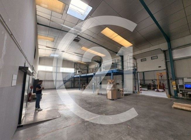 Local d'activité à vendre - 1930.0 m2 - 26 - Drome
