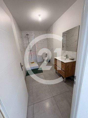 Bureaux à louer - 127.0 m2 - 26 - Drome