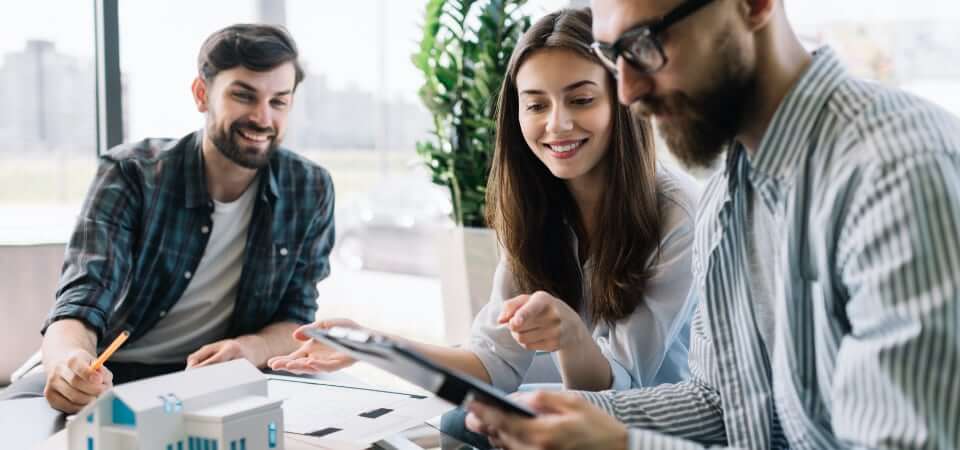 l'équipe de l'agence A7 Transactions